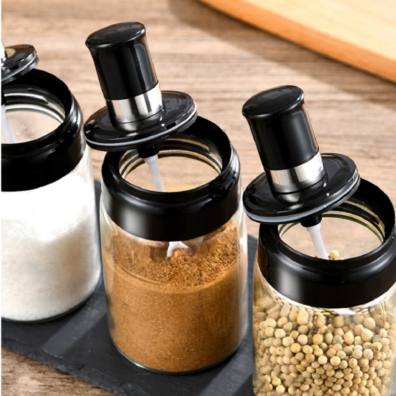 Hũ đựng gia vị thuỷ tinh lọ gia vị kèm thìa trong suốt có nắp đậy màu đen ngăn bụi bẩn côn trùng có thể tháo rời vệ sinh