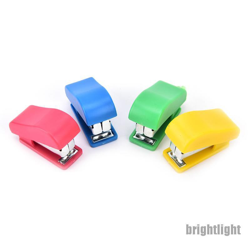 Kẹp Giấy mini Hình Hoạt Hình Dễ Thương Kèm Kim Tiện Dụng Cho Học Sinh
