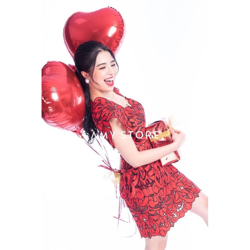 Đầm ren chữ A vai chồm ore