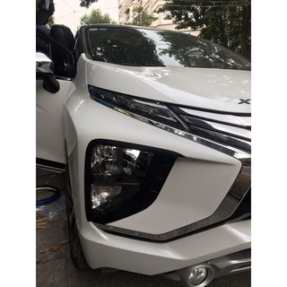 Ốp viền đèn pha và đèn hậu xe xpander 2018-2021 ,mẫu nhựa đen abs