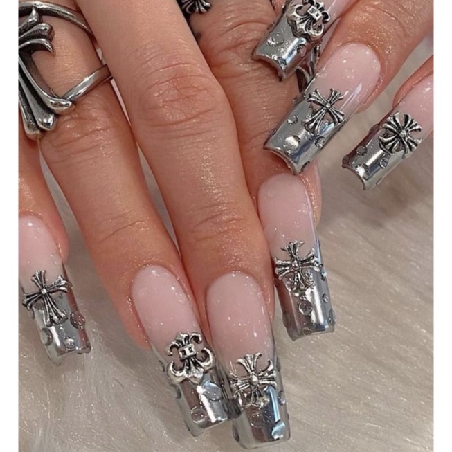 Charm Thánh Giá Châu Âu Đính Móng 4A