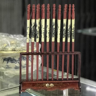Bộ đũa thờ (sứ hoặc gỗ)
