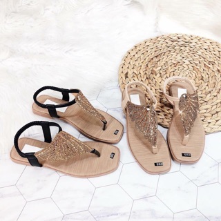 Sandal bệt xỏ ngón