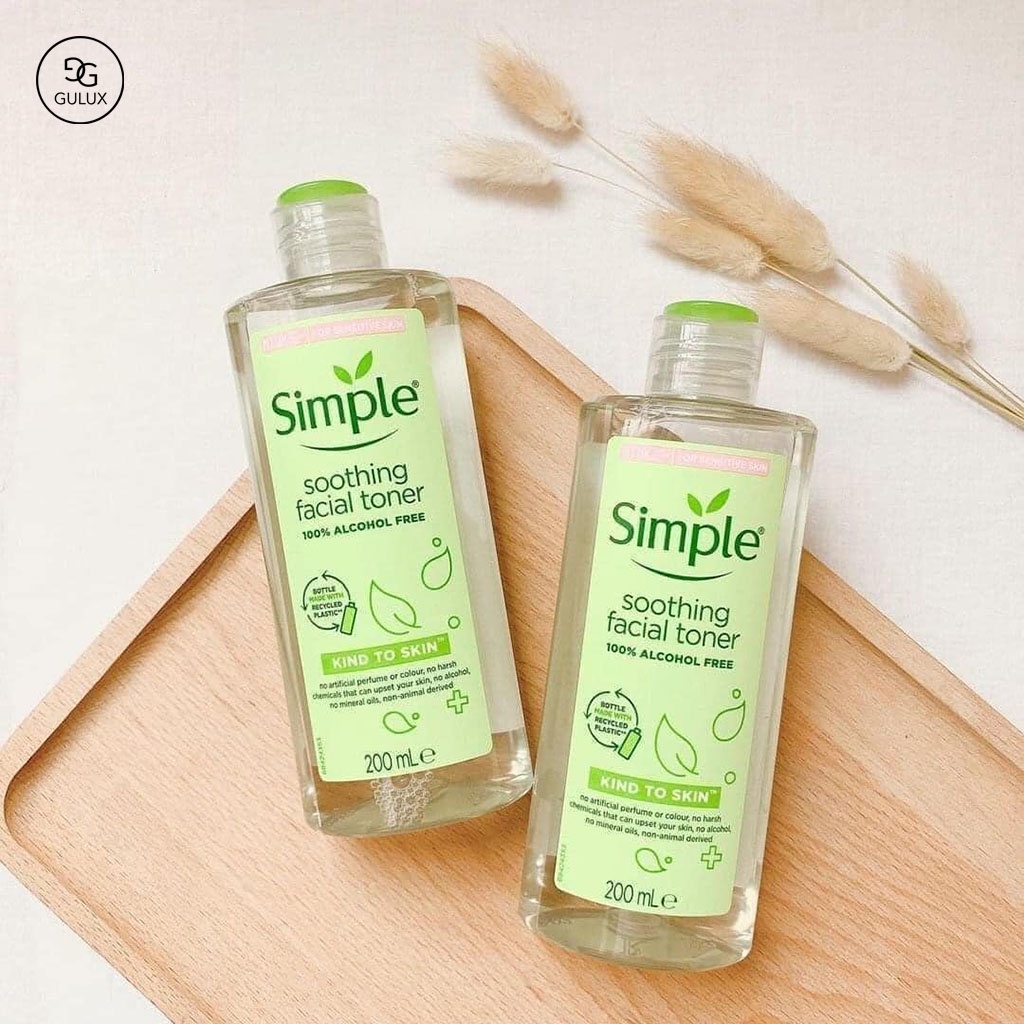 Nước hoa hồng không cồn dưỡng ẩm cho da nhạy cảm Simple Kind To Skin Soothing Facial Toner 200ml