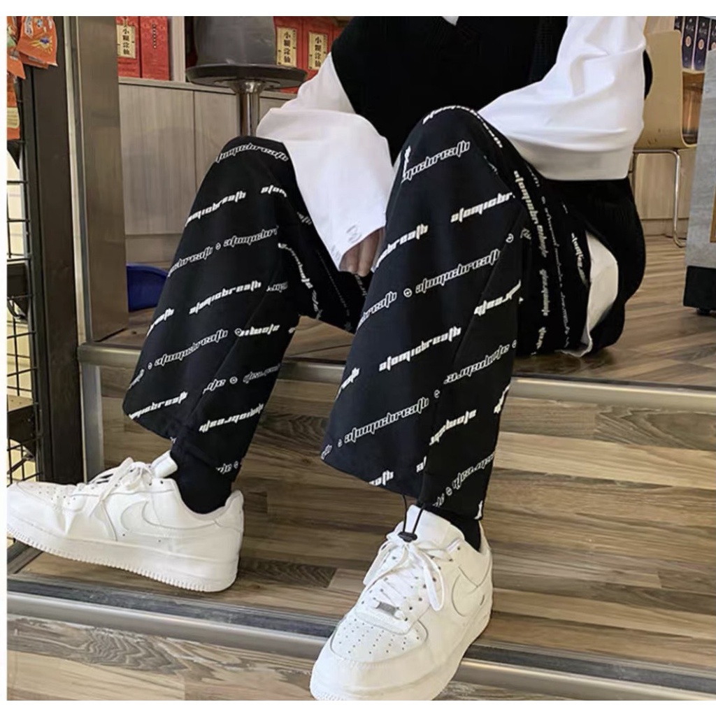 Quần jogger chữ chéo KA Closet chất nỉ ngoại hàng dầy nặng tay, có chốt gấu điều chỉnh, from ống rộng