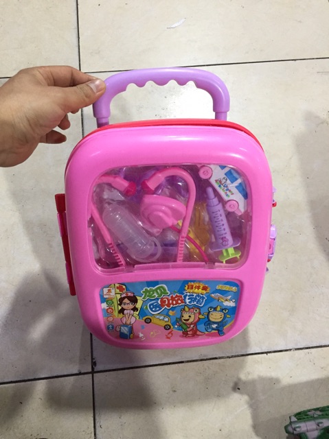 [Có sẵn] Bộ đồ chơi dụng cụ khám bác sĩ  cho bé dạng valy kéo