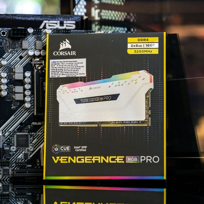 Ram Desktop Corsair Vengeance PRO RGB White  16GB  DDR4 3200MHz