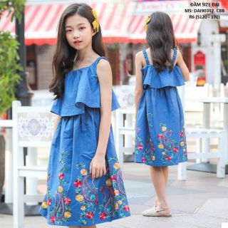 Đầm xanh thêu hoa size đại