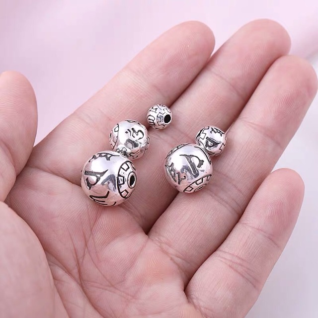 CHARM BẠC THÁI KHẮC OM MANI