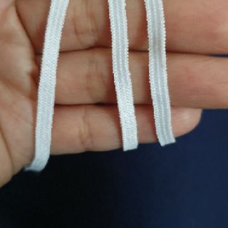 1 bó thun dẹt, thun xốp may mặc