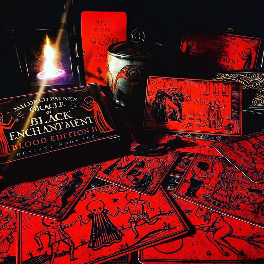 Bộ bài Oracle of Black Enchantment Blood Edition