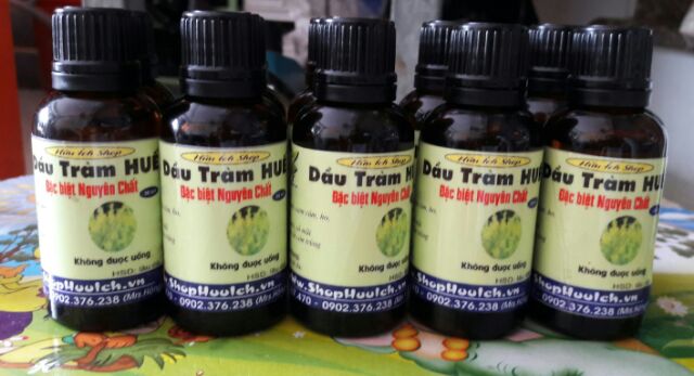 Dầu Tràm Huế 30ml phòng ngẹt và sổ mũi cho bé nhỏ giọt