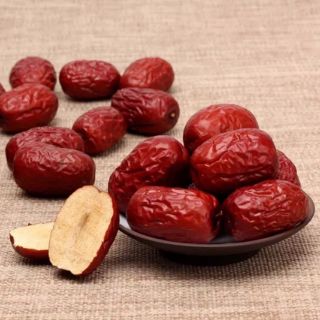 Táo đỏ Tân Cương