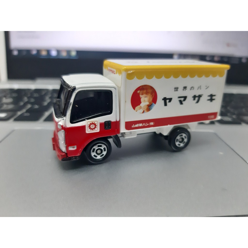 ô tô tải Tomica ISUZU ELF Made in China 2007 Y215 - Yamazaki bán bánh mỳ