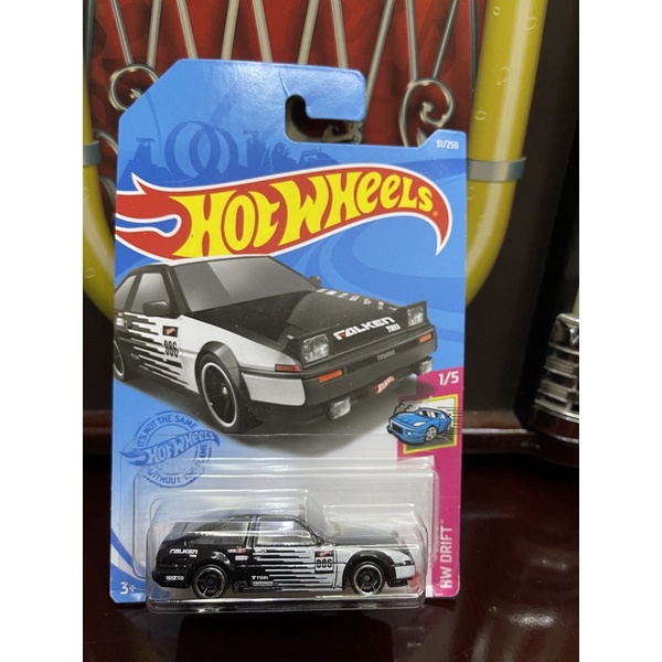 Xe mô hình đồ chơi Hotwheels cơ bản 1:64 - Toyota AE86 Sprinter Trueno (Falken)