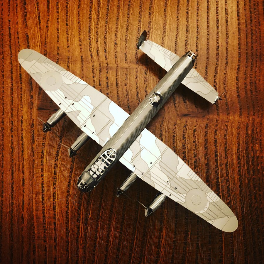 Mô Hình Kim Loại Lắp Ráp 3D Metal Mosaic Máy Bay Avro Lancaster Bomber