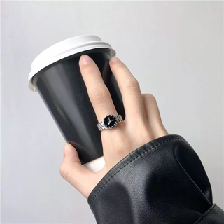 Nhẫn thiết kế hình đồng hồ thời trang cá tính cho nữ