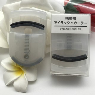 Kẹp bấm mi uốn mi MUJI Portable Eyelash Curler