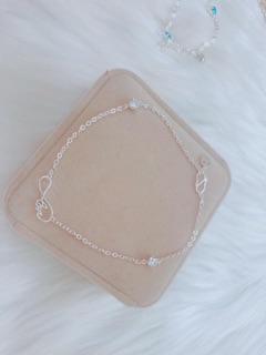 Lắc chân bạc ta