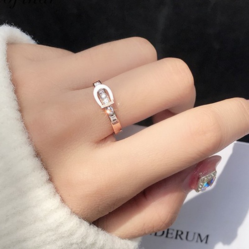 Nhẫn Hình Thắt Lưng Titan Ko Đen Cao Cấp TT 2169