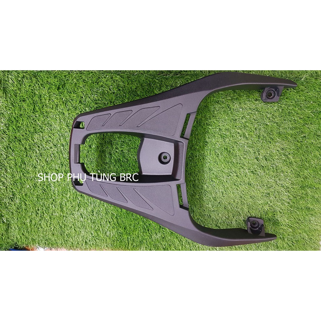 Tay dắt  xe SH 2020 trở lên mang phong cách SH 300i  .