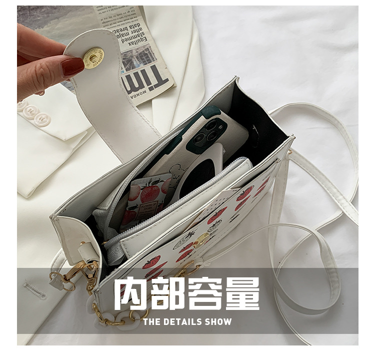 Túi Đeo Vai Nữ In Hình Quả Dâu Xinh Xắn