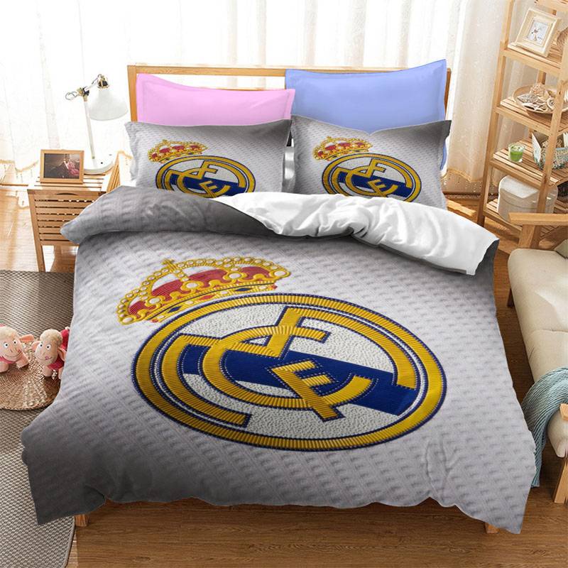 Vỏ gối chăn và ga giường 3 trong 1 in hình logo Chelsea Manchester United Real Madrid Barcelona Rome