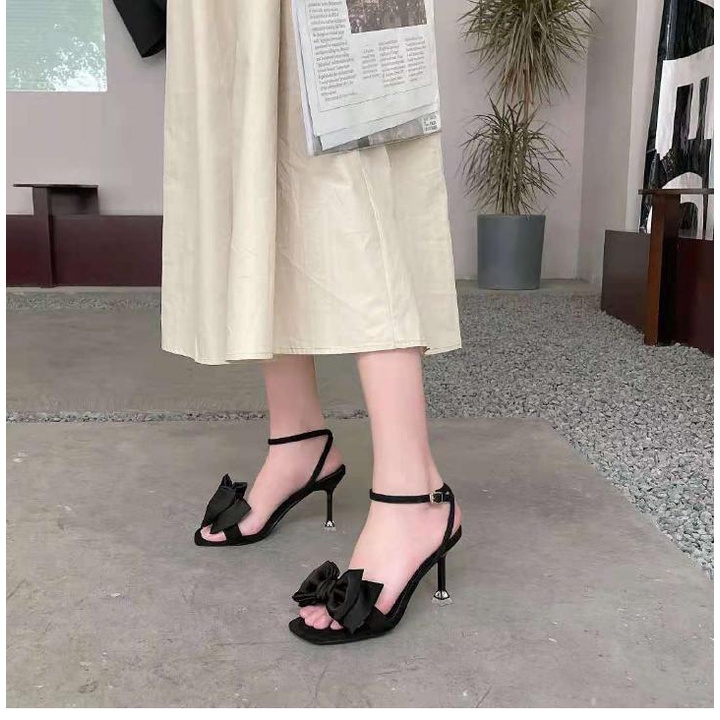 Sandal Cao Gót Mũi Vuông Thiết Kế Mới Xinh Xắn Thời Trang