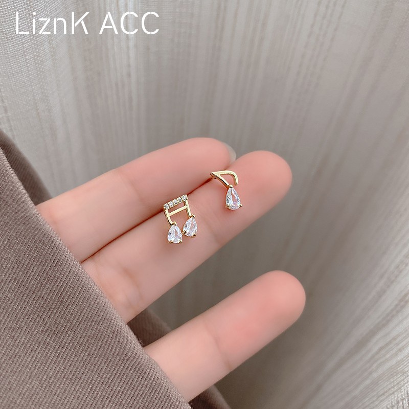 Khuyên Tai Không Đối Xứng Hình Nốt Nhạc Đính Đá Zircon 2022 Thời Trang Hàn Quốc Cao Cấp Cho Nữ s925