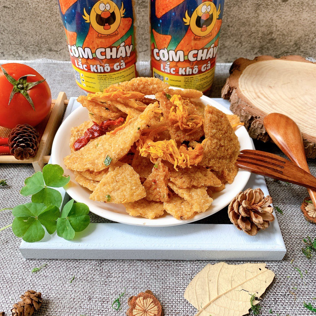 Cơm cháy khô gà  300g giòn rụm hũ pet tiện lợi, TUMDUM  đồ ăn vặt HÀ NỘI | BigBuy360 - bigbuy360.vn