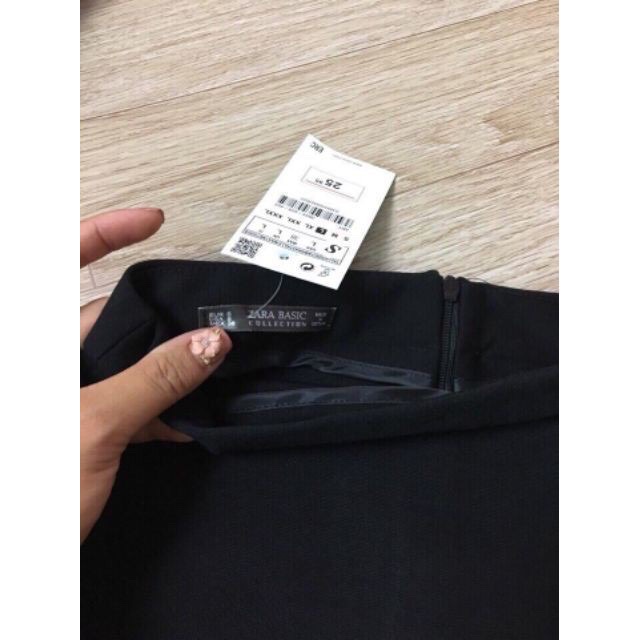 Chân váy bút chì phối ren | BigBuy360 - bigbuy360.vn