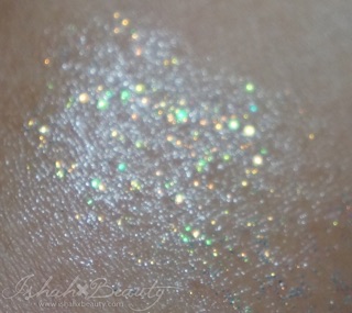 Nhũ mắt Wet n wild