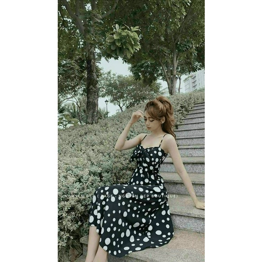 ĐẦM MAXI 2 DÂY CHẤM BI CHẤT LỤA MÁT SIÊU TÔN DÁNG SÁNG DA