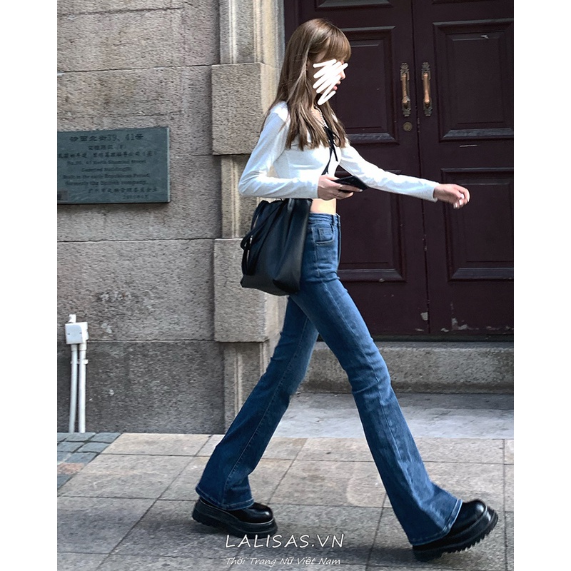 Quần jean ống loe form ôm thời trang Hàn Quốc