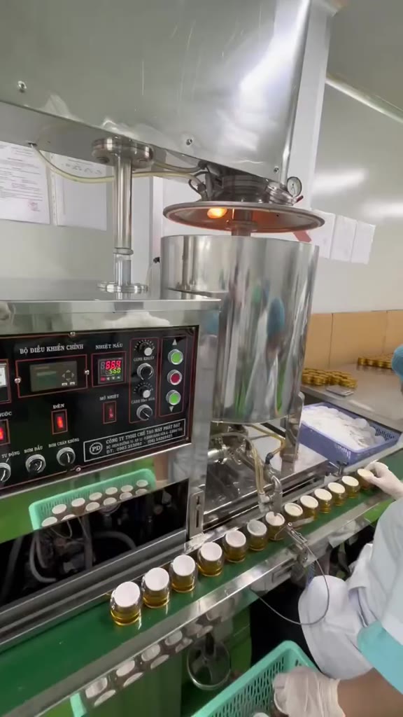 Kem Face Collagen X3 Đông Anh 20gr [Hàng Công Ty] Giúp Da Trắng Sáng, Mịn Màng, Ngừa Mụn, Phục Hồi Da Hư Tổn | BigBuy360 - bigbuy360.vn