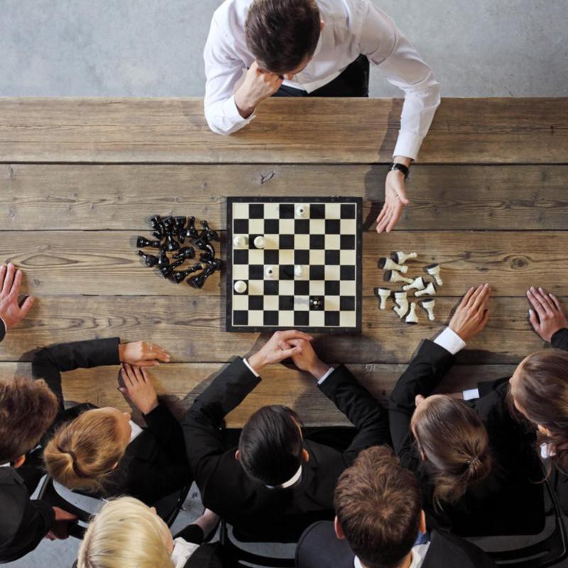 Bộ cờ vua ( Đen - Trắng ) có Nam Châm từ tính - Cờ vua đồ chơi phát triển kỹ năng giáo dục, chất liệu an toàn