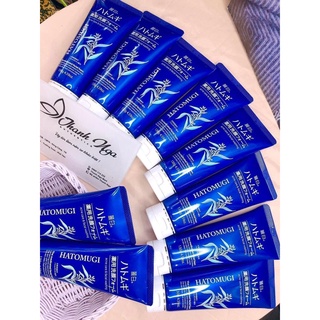 Sữa rửa mặt trắng da Hatomugi Cleansing Foam hạt Ý Dĩ