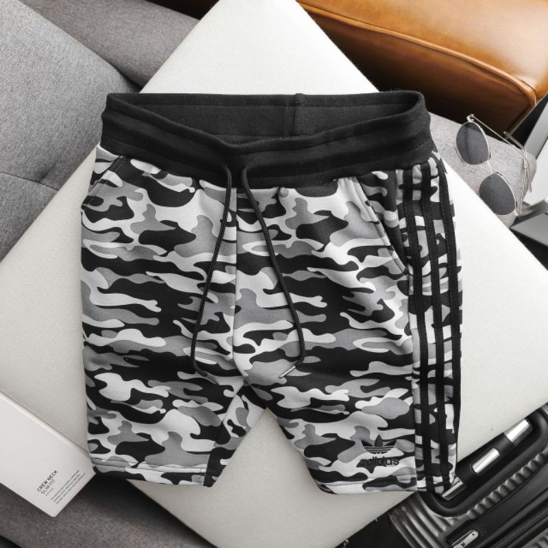 quần Adidas Orginals Short With Three Stripe. Cotton 100% xịn | BigBuy360 - bigbuy360.vn