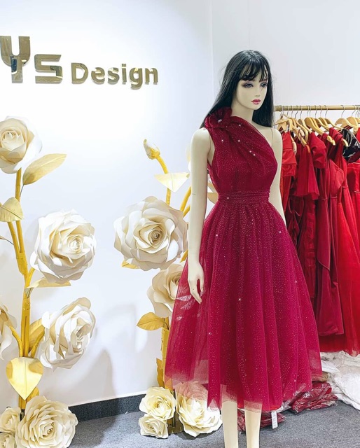 ĐẦM LỆCH VAI NƠ