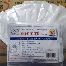 NGUYÊN THÙNG Thương hiệu: ĐÔNG PHA Gạc Y tế Đông Pha / Gac dong fa/ Gạc Đông Fa thùng 100 gói 5x6 m