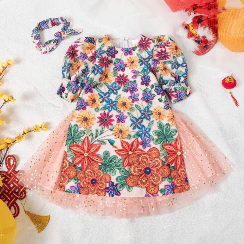 Áo dài cách tân cho bé