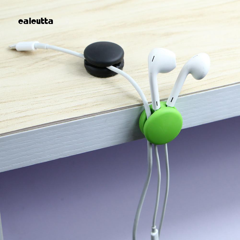 Dụng cụ giữ cố định dây cáp sạc / tai nghe dán bàn siêu tiện lợi