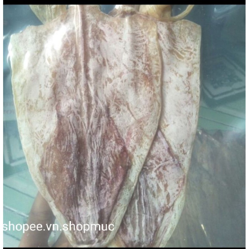 2 con mực khô ngon ngọt y hình