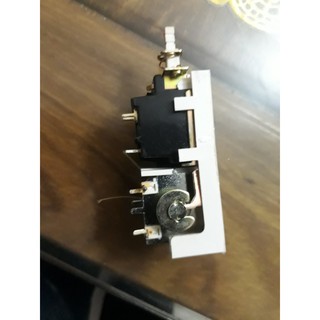 ÁT ẤN DÙNG CHO ỔN ÁP LIOA