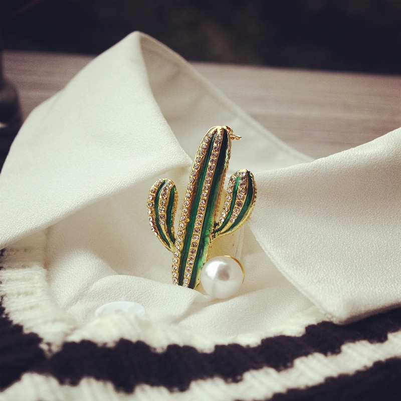 Ghim Cài Áo Hình Cây Xương Rồng Đính Đá Dễ Thương