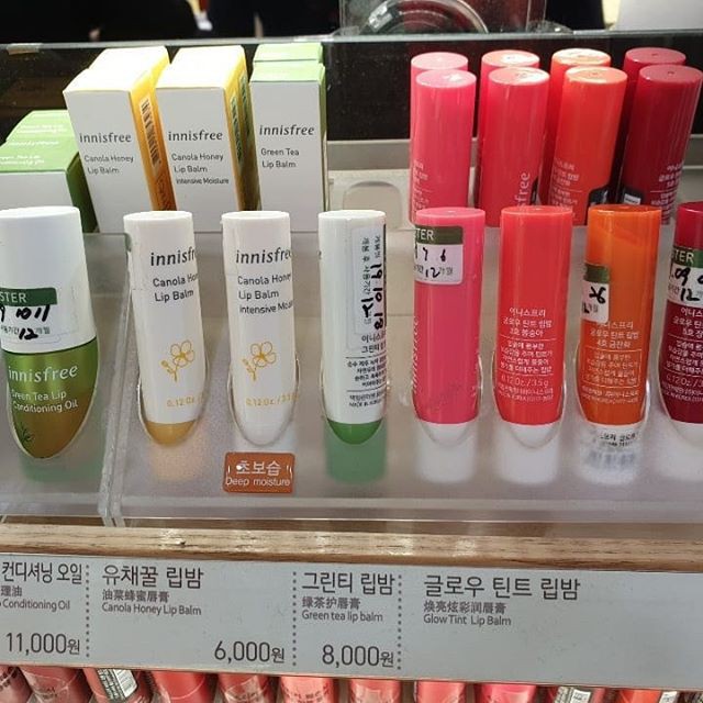 Son Dưỡng Môi Innisfree Canola Honey Lip Balm