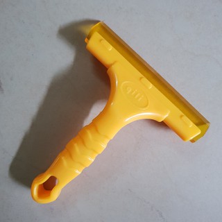 Gạt Kính gạt nước nhà tắm mini loại ngắn màu vàng