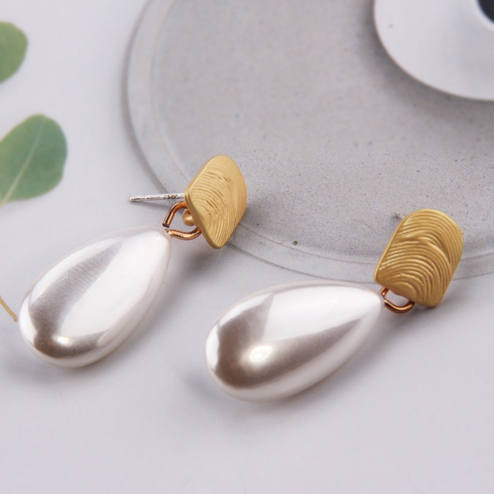 Khuyên tai đính ngọc trai nhân tạo phong cách bohemian thanh lịch dành cho nữ