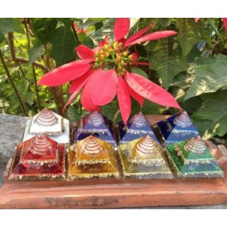 [ Kho HN] Kim tự tháp Giza 3D cạnh 4cm