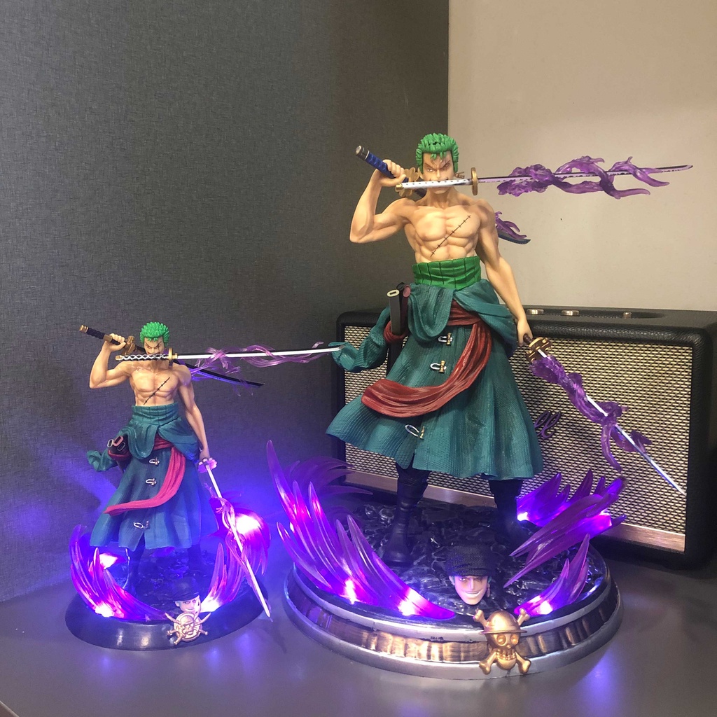 Figure / Mô hình Zoro 21 cm có LED